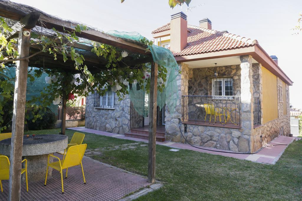 En Casa De Carlos Ortigosa del Monte 외부 사진