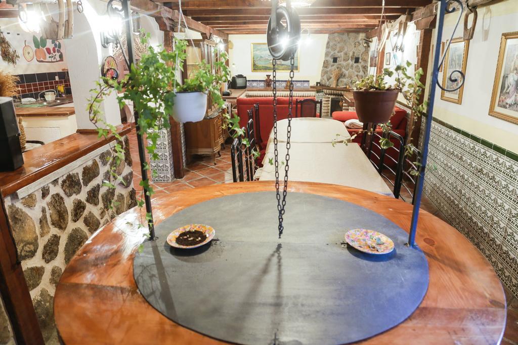 En Casa De Carlos Ortigosa del Monte 외부 사진