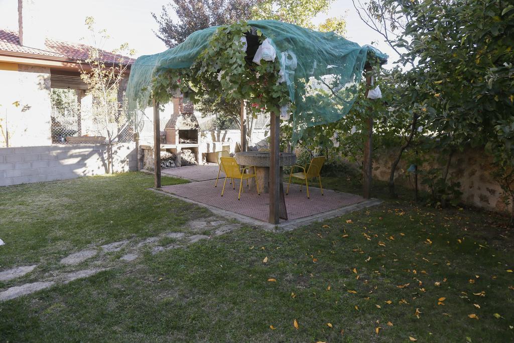 En Casa De Carlos Ortigosa del Monte 외부 사진